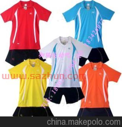 女生篮球衣太大了怎么穿（篮球服女生穿多大码）